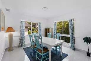 633 N Crescent Dr, Hollywood, FL 33021 - Photo 23