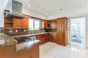 633 N Crescent Dr, Hollywood, FL 33021 - Photo 19