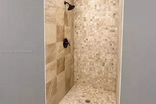 10750 NW 10th St, Plantation, FL 33322 - Photo 13