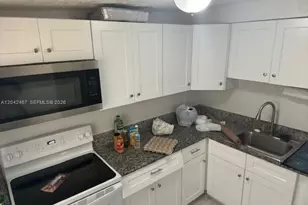 397 W 57th St, Hialeah, FL 33012 - Photo 11