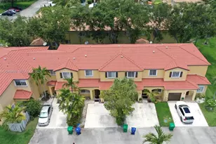 2123 SW 101st Ln, Miramar, FL 33025 - Photo 1