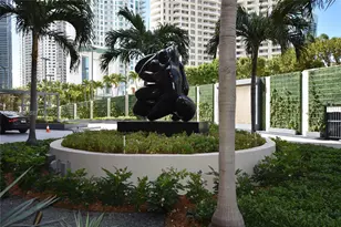 540 Brickell Key Dr, Miami, FL 33131 - Photo 29