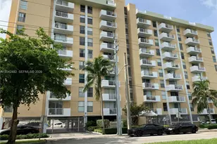 2000 NE 135th St, North Miami, FL 33181 - Photo 23