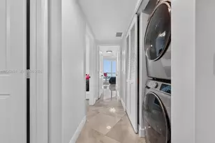 480 NE 30th St, Miami, FL 33137 - Photo 15
