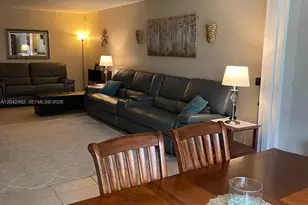 9520 Seagrape Dr, Davie, FL 33324 - Photo 15