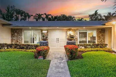 1900 NE 210th St, Miami, FL 33179 - Photo 5