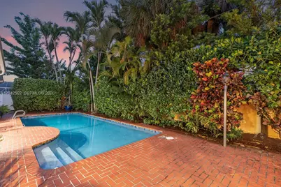 1900 NE 210th St, Miami, FL 33179 - Photo 53