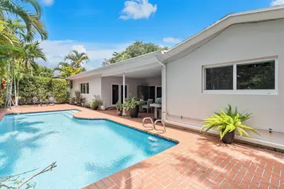 1900 NE 210th St, Miami, FL 33179 - Photo 47