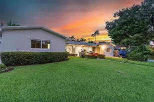 1900 NE 210th St, Miami, FL 33179 - Photo 7