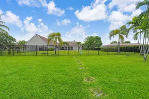 5703 Lago Del Sol Dr, Lake Worth, FL 33449 - Photo 43