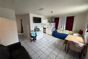 1717 NW 16th St, Miami, FL 33125 - Photo 7