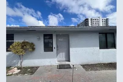 1717 NW 16th St, Miami, FL 33125 - Photo 1