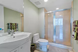 1800 S Ocean Dr, Hallandale Beach, FL 33009 - Photo 15