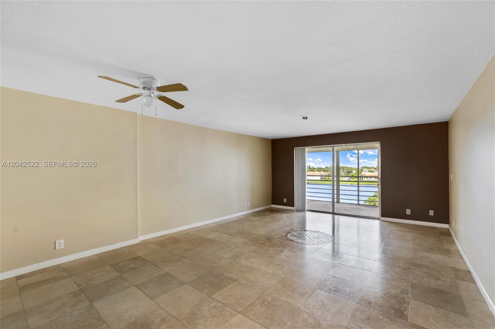 321 SE 3rd St #408 main architectural view