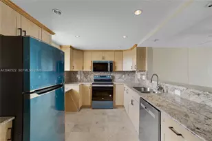 321 SE 3rd St, Dania Beach, FL 33004 - Photo 3