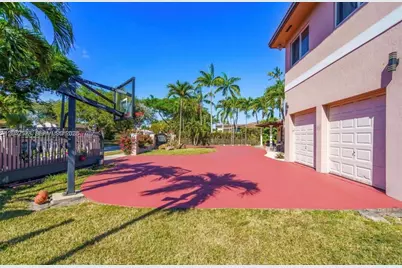 3135 SW 80th Ave, Miami, FL 33155 - Photo 5
