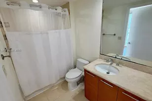50 Biscayne Blvd, Miami, FL 33132 - Photo 11