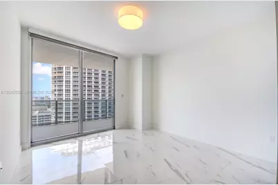 488 NE 18th St #4310, Miami, FL 33132 - Photo 11
