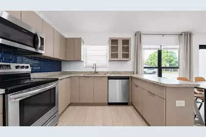 1704 Rodman St #1, Hollywood, FL 33020 - Photo 3