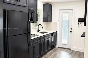 1951 NE 39th St, Lighthouse Point, FL 33064 - Photo 5
