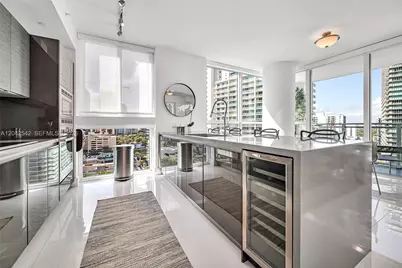 1080 Brickell Ave #1601, Miami, FL 33131 - Photo 11