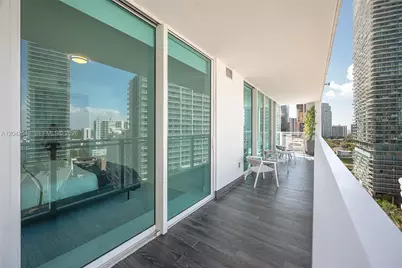 1080 Brickell Ave #1601, Miami, FL 33131 - Photo 25