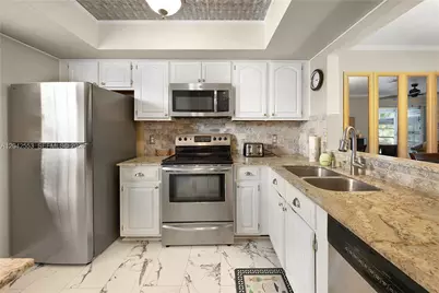 1001 Pine Isle Ln #1001, Naples, FL 34112 - Photo 7