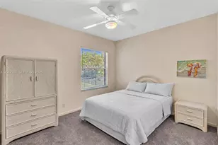 2733 Meadowood Dr, Weston, FL 33332 - Photo 15
