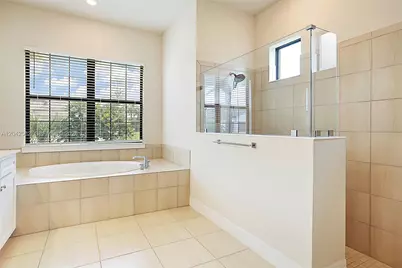 9117 Balsamo Dr, Palm Beach Gardens, FL 33412 - Photo 19
