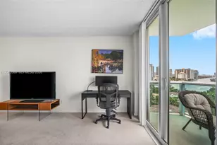 19380 Collins Ave, Sunny Isles Beach, FL 33160 - Photo 9