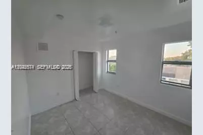 2389 NW 26th St #2B, Miami, FL 33142 - Photo 9