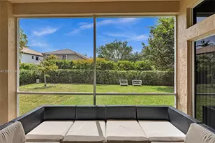 3711 Falcon Ridge Cir, Weston, FL 33331 - Photo 5