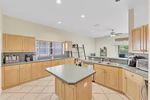 3711 Falcon Ridge Cir, Weston, FL 33331 - Photo 25