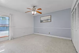 18805 W Lake Dr, Hialeah, FL 33015 - Photo 31