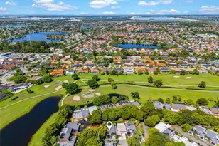 18805 W Lake Dr, Hialeah, FL 33015 - Photo 47