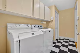 1728 NW 20th St, Homestead, FL 33030 - Photo 39