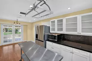 1728 NW 20th St, Homestead, FL 33030 - Photo 37