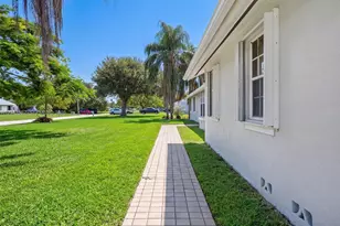 1728 NW 20th St, Homestead, FL 33030 - Photo 7