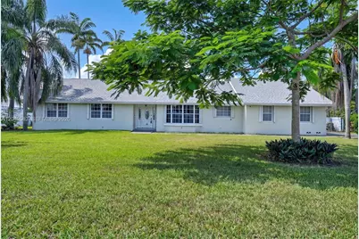 1728 NW 20th St, Homestead, FL 33030 - Photo 5