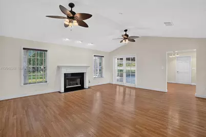 1728 NW 20th St, Homestead, FL 33030 - Photo 21