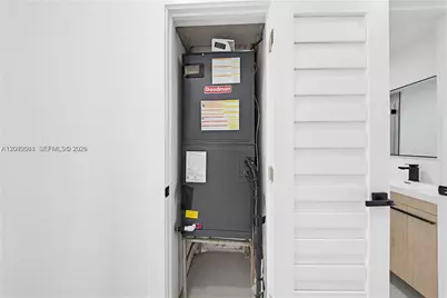 1021 NW 48th St, Miami, FL 33127 - Photo 25