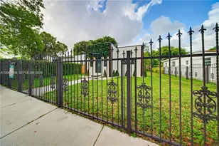 1021 NW 48th St, Miami, FL 33127 - Photo 29