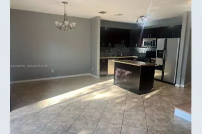 2825 SW 127th Way, Miramar, FL 33027 - Photo 5