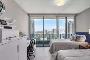 1000 Brickell Plaza, Miami, FL 33131 - Photo 17