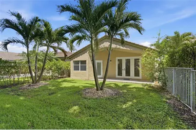 4114 Sapphire St, Weston, FL 33331 - Photo 25