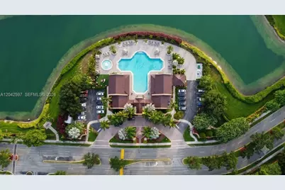940 NE 33rd Ter #102, Homestead, FL 33033 - Photo 11