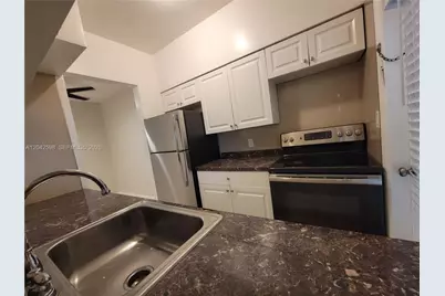 835 Lenox Ave #102, Miami Beach, FL 33139 - Photo 9