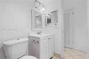 237 Camden J, West Palm Beach, FL 33417 - Photo 9