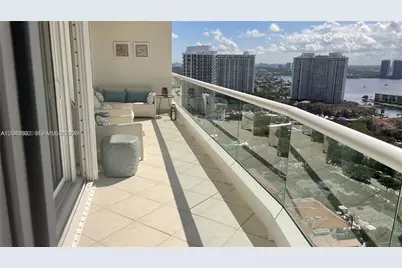 7000 Island Blvd #2809, Aventura, FL 33160 - Photo 9