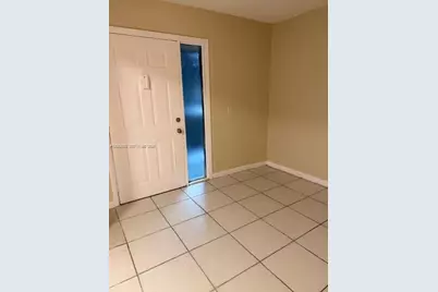 3760 NW 115th Way #10-2, Coral Springs, FL 33065 - Photo 5